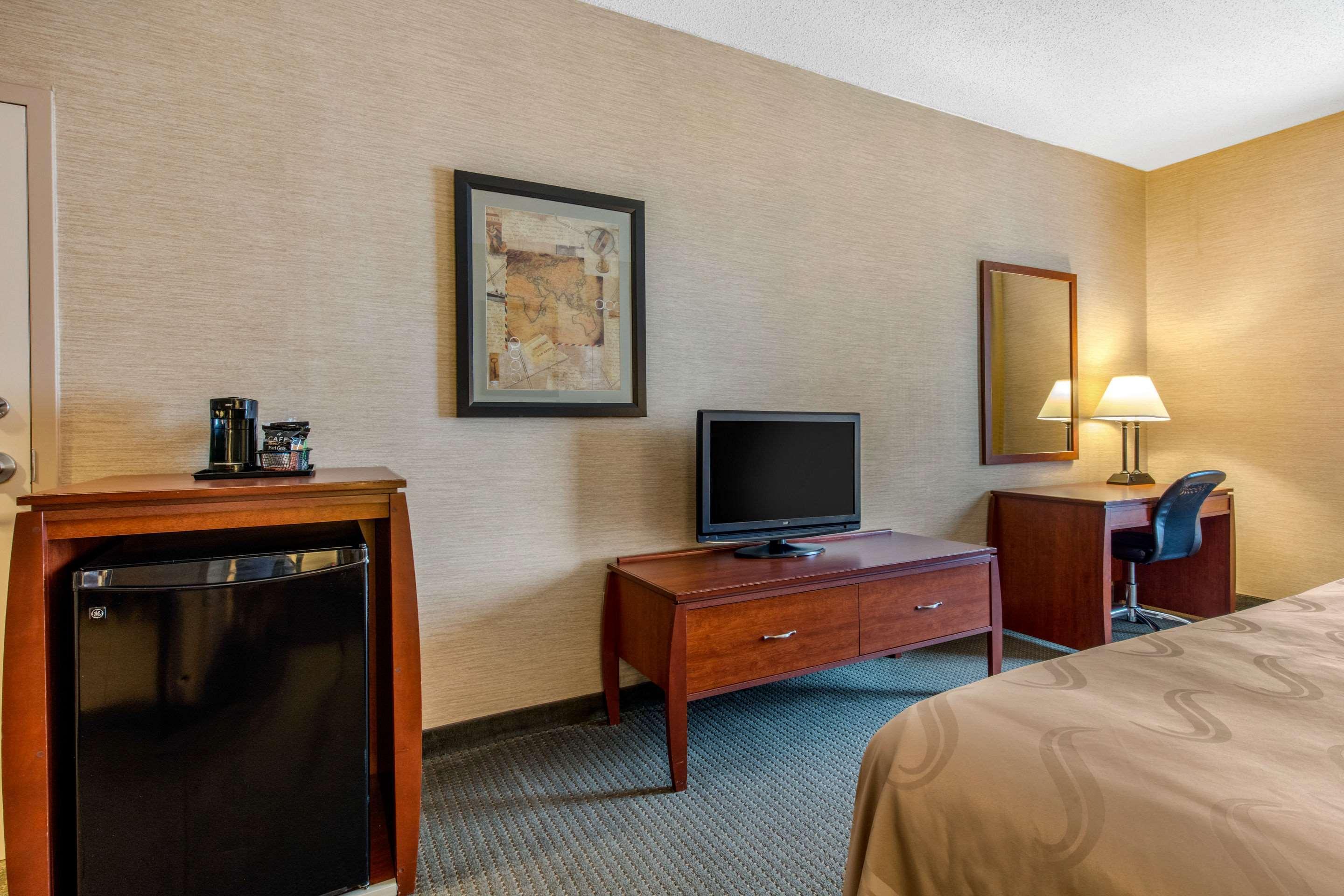 Quality Inn & Suites Benton - Draffenville Exteriér fotografie